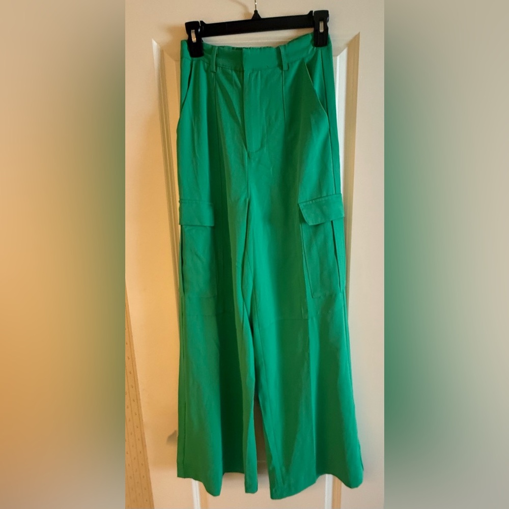 Talulah Green Women's Wide Leg Pants with Pockets